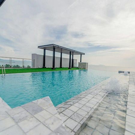Panitar Haus Hotel Chonburi Bagian luar foto